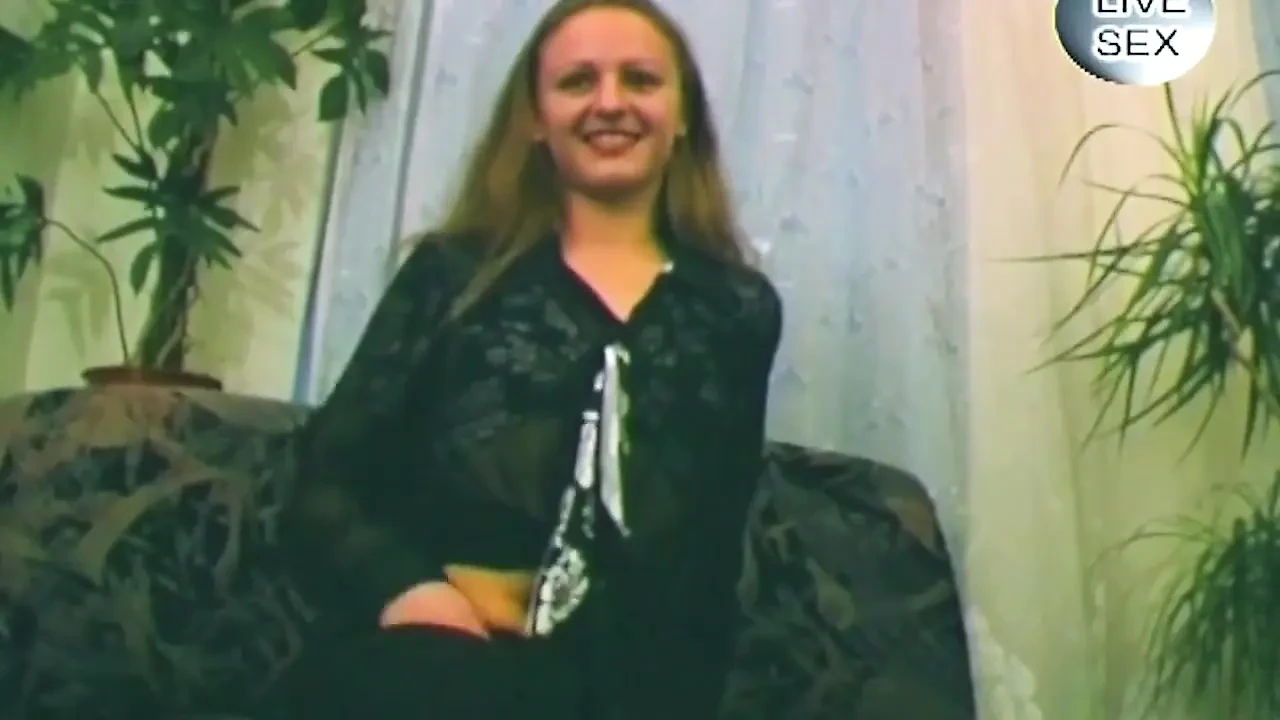 Blonde Slut Stretches Pussy Wide with Huge Bottle Insertion