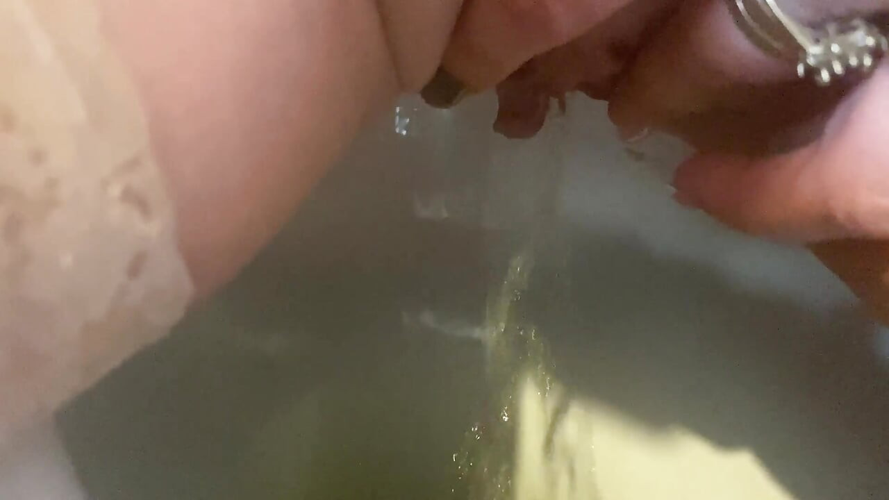 我可以给你撒尿吗？