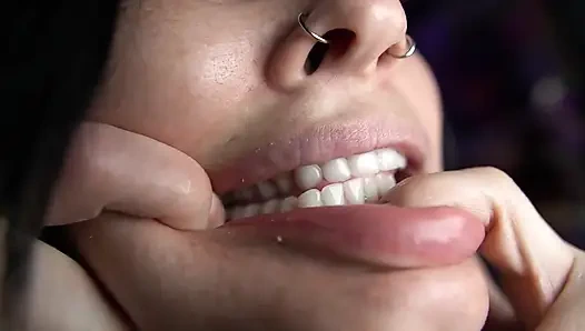 Takma yarakla ağız turu