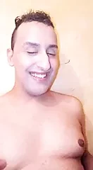 Solo gay arabe show your boobs