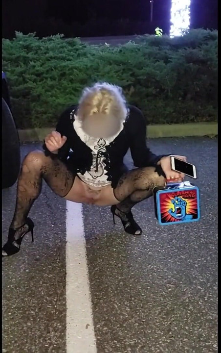 Kadun lutka pissaa Vol 1