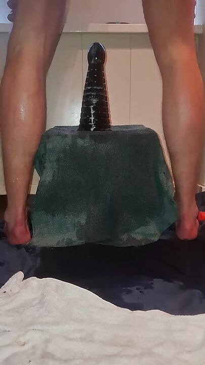 Solo Gay Twink - Piramid Dildo Ride