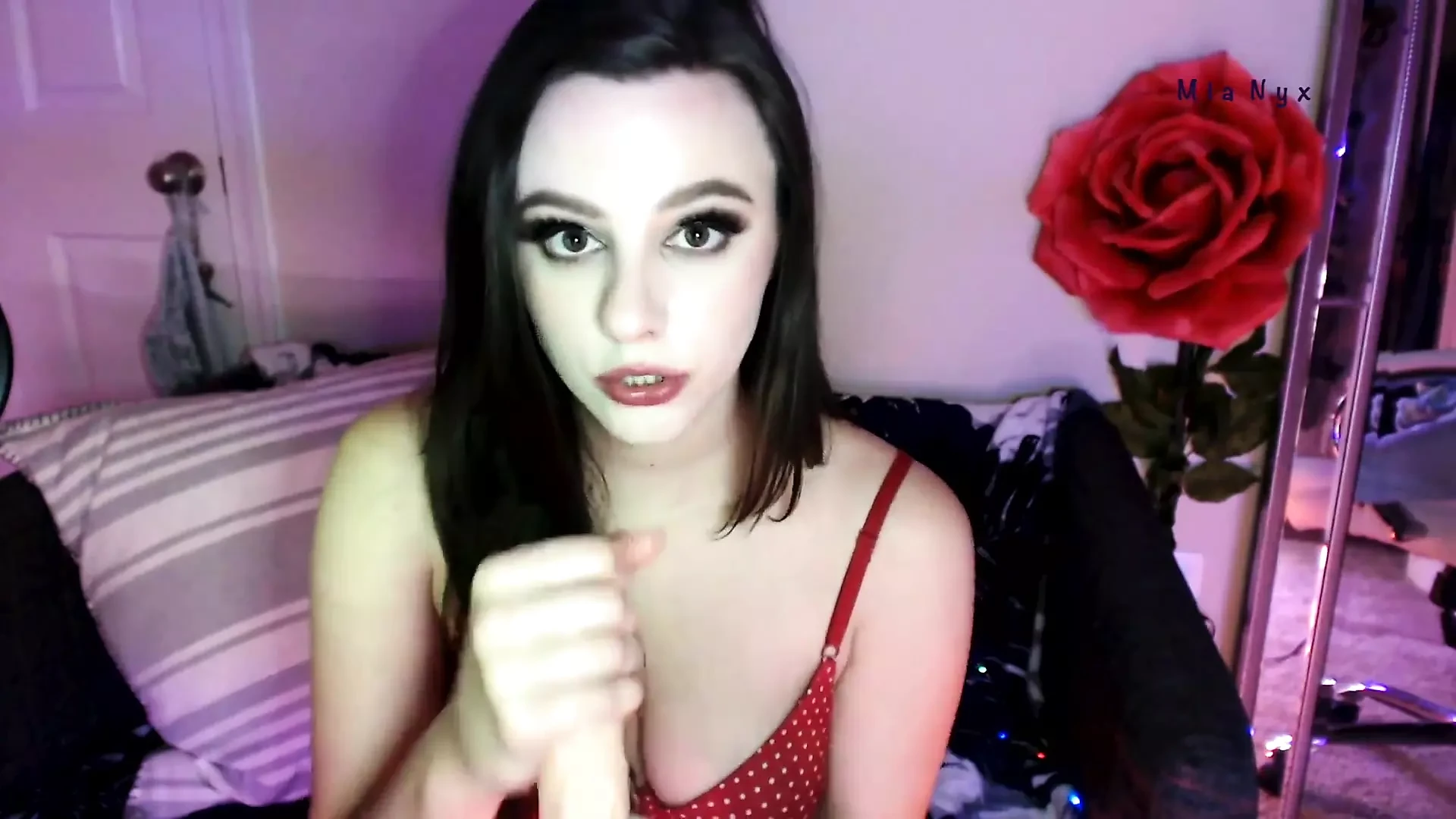 Dirty talking cam girl jerks huge cock