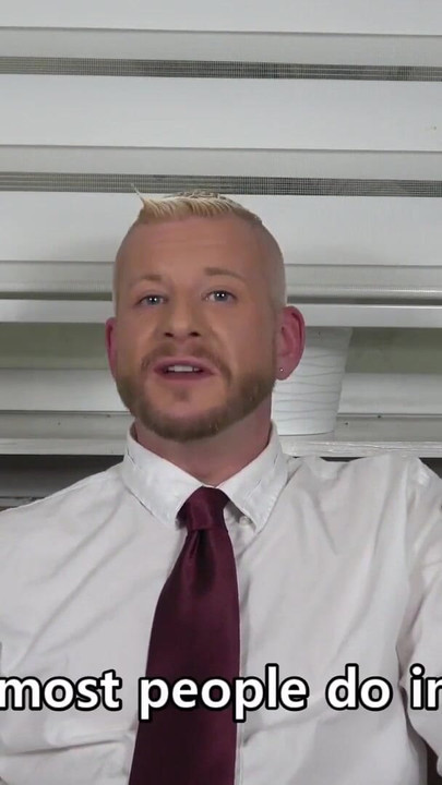 Frankfurtski bankar Patrick na sirovom porniću na kastingu | Isječak 1