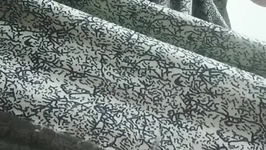 Zarif gece elbiseli Hintli güzellik - yavaş azdırma ve yoğun solo oyun - yüz yok - 4k ultra hd