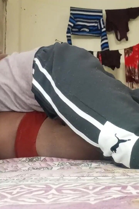 Desi Couple Try 69 Position Sex at Home