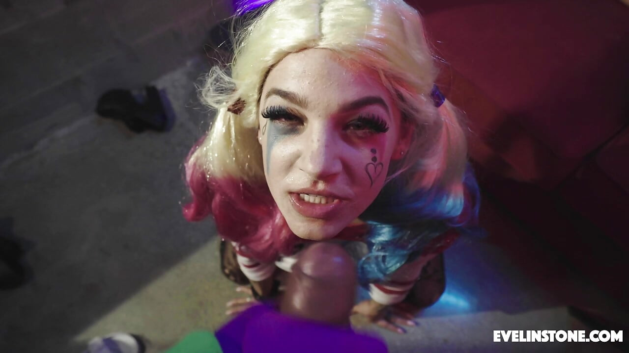 Harley Quinn cosplay facial foda derrota