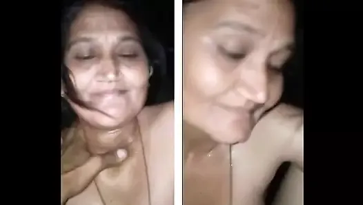 Desi bhabhiji baise dans la ferme voisine