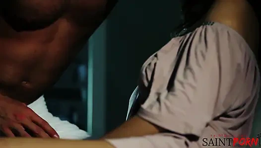 Рита шпилит коллегу после офисной вечеринки отпускает