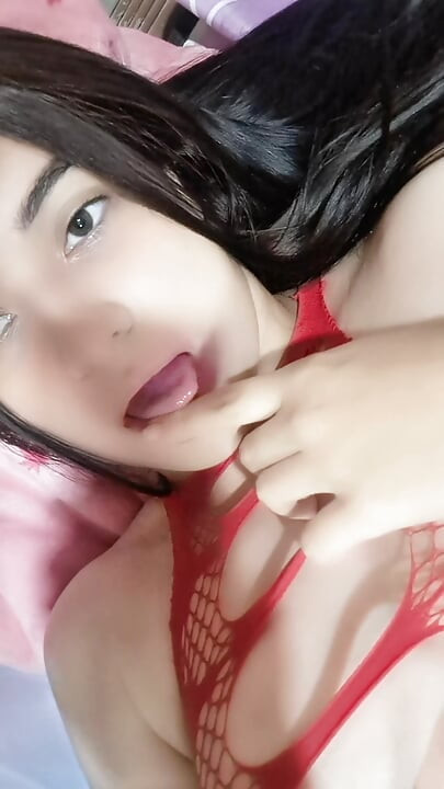 The stepsister's virgin pussy, I tease her with my huge cock and my tip