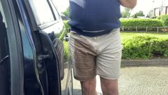 Peeing my panties and shorts stockings on public carpark