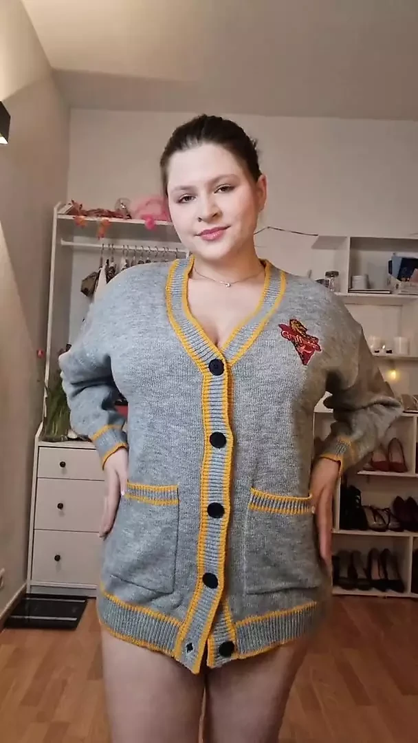 TinniAngelll video