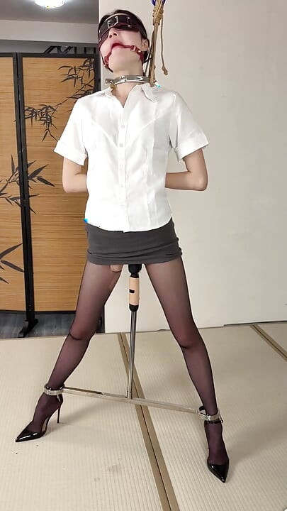 12cm High Heels Placed for Orgasm