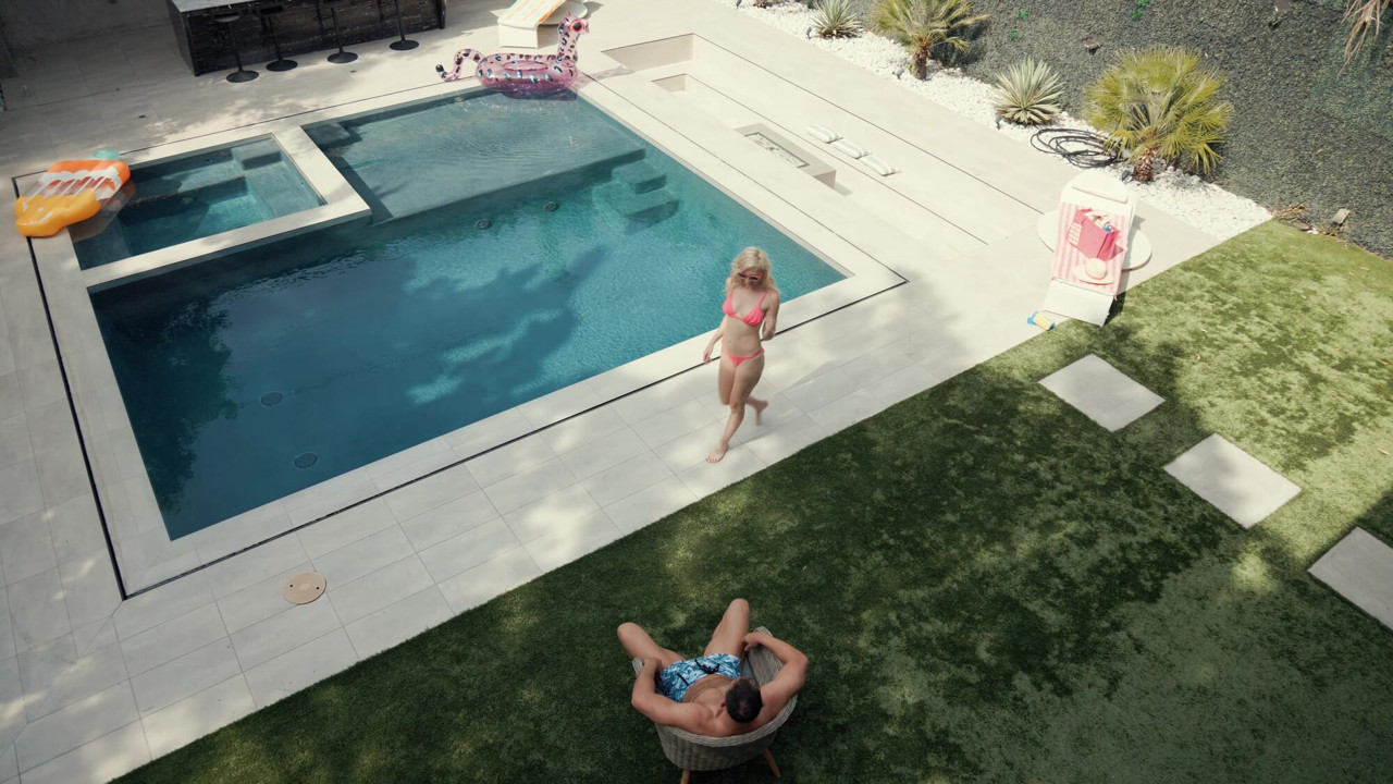 VRSpy - Neighborly Delights Pie, Pool and Sex