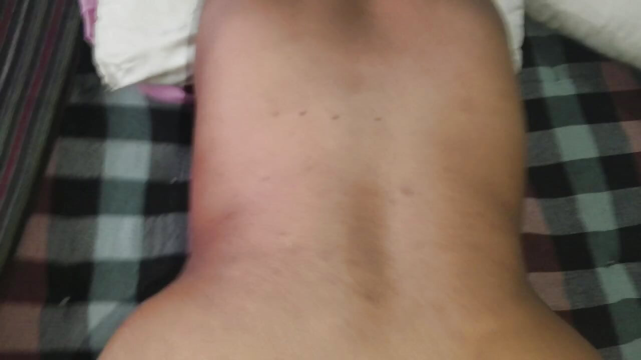 My husband gave me a lot of fun by getting out of bed at night and putting a cock in my pussy so that my pussy was filled with water