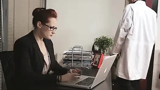 Das blonde mädchen des dildohändlers