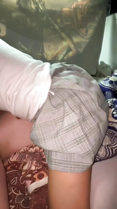 Primeiro vídeo caseiro de uma estudante latina
