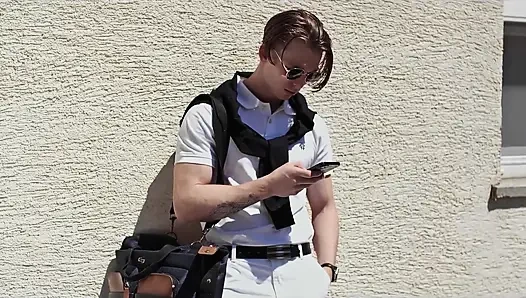 Sürtük öğretmen dondurarak sikiliyor - jadilica şımarık öğrenci tarafından dölleniyor