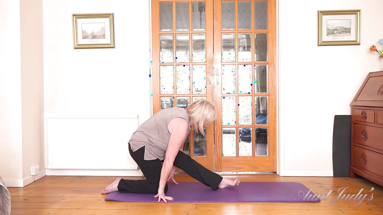 Auntjudys - Busty Mature MILF Mrs. Amy - Naughty Yoga Workout