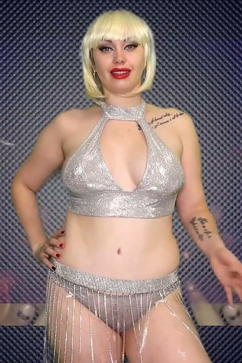 You will be in the spotlight of gangbang party!