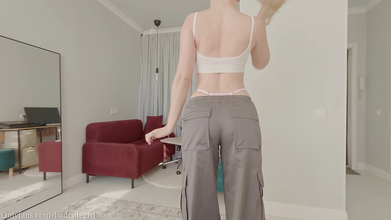 My shy stepsister tries to get my attention and seduce me into a hot sex