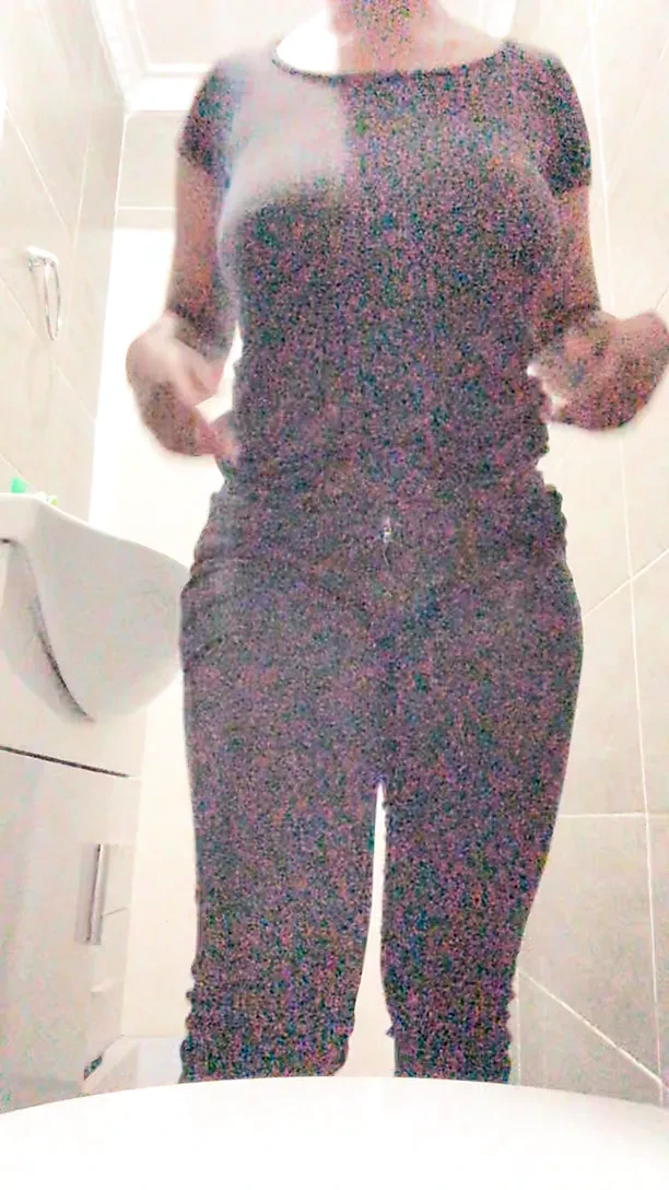 Onceuponafreak horny sensual milf bathroom tease