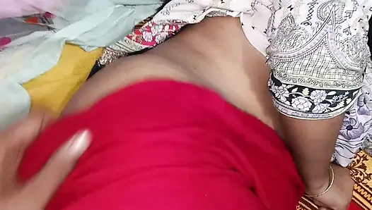 Milfy-ehefrau genießt mit ehemann klare stimme