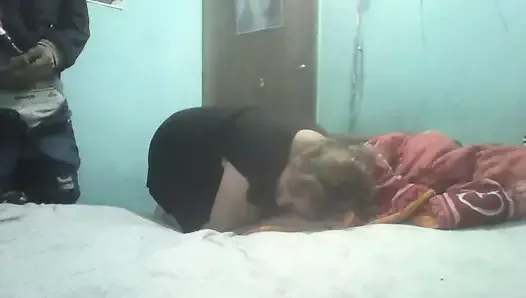 My girlfriend sucks me and we as a puppy on the big bed