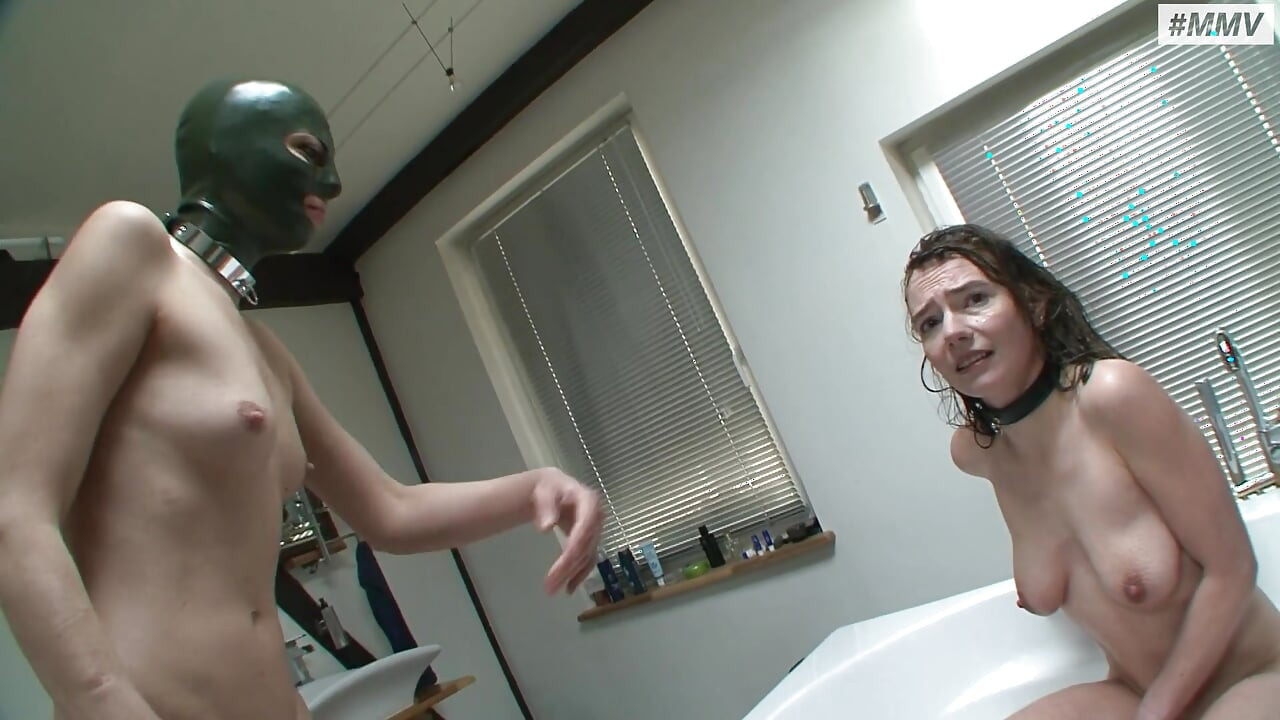 Nemački BDSM - dve lezbejske robinje intenzivno