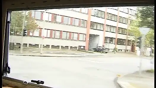 Blonde babe gets plowed in the car in a threesome