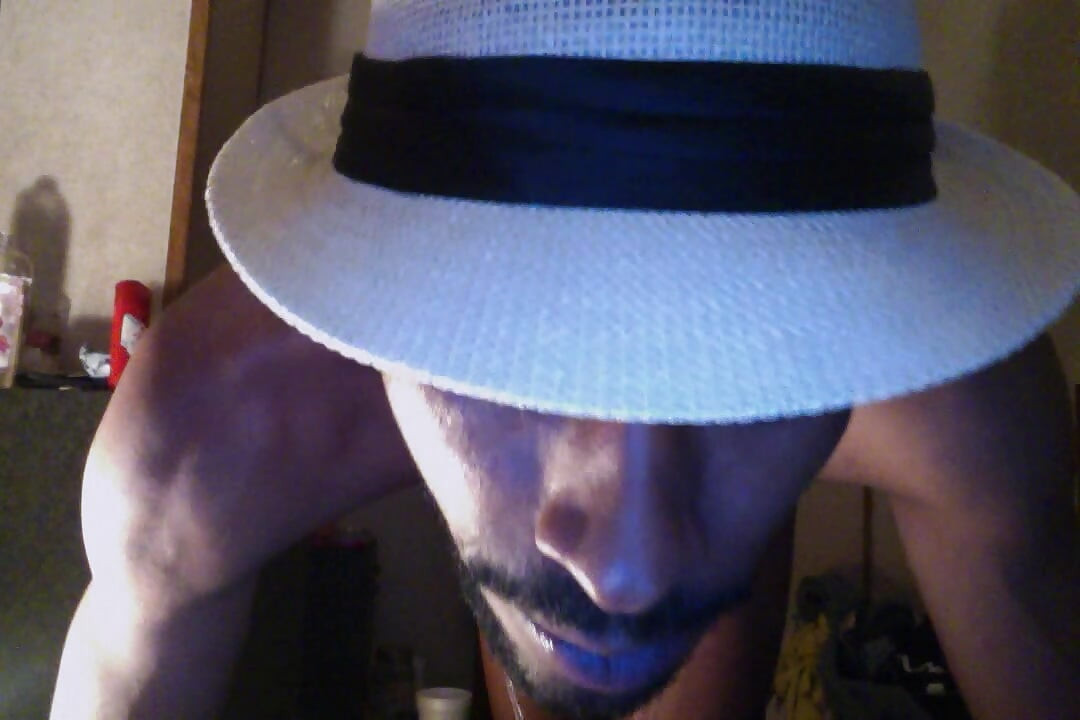 Mengusap batang besar