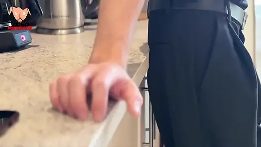 Avukatım Beni Hapse Girmekten Kurtardı, Ona Teşekkür Etmek Için Sert Bir Şekilde Seviştim!