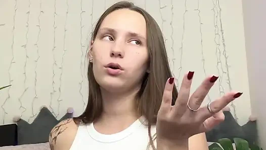 Emmeyi ve çok edepsiz konuşmayı seviyor!