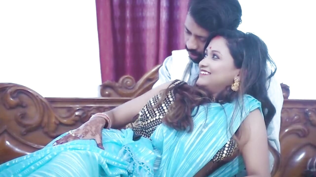 Bhabhi ki bahin ko jabbar dasti room me pakad ke choda