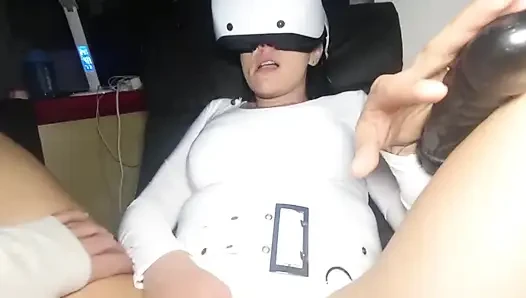 Ich erwischen meine stiefschwester beim spielen mit einer VR-brille