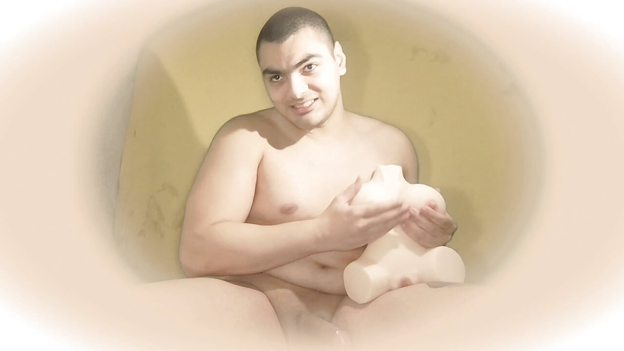 Follada de tetas - chupan los pezones - muñeca sexual - pequeña con grandes tetas - trabajo de las tetas - anal - número 1 - búsqueda