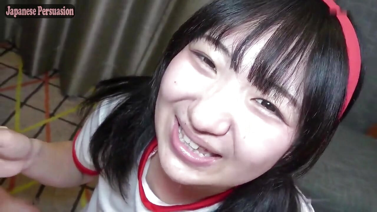무시하기에는 너무 귀엽다. 모든 사람들이 더 많은 것을 원하게 했던 E-Cup 뷰티.