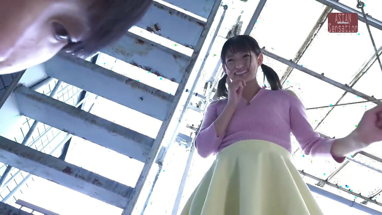 Miniskirt tease - teman masokis nakal ini pengen yang lainnya - cut1