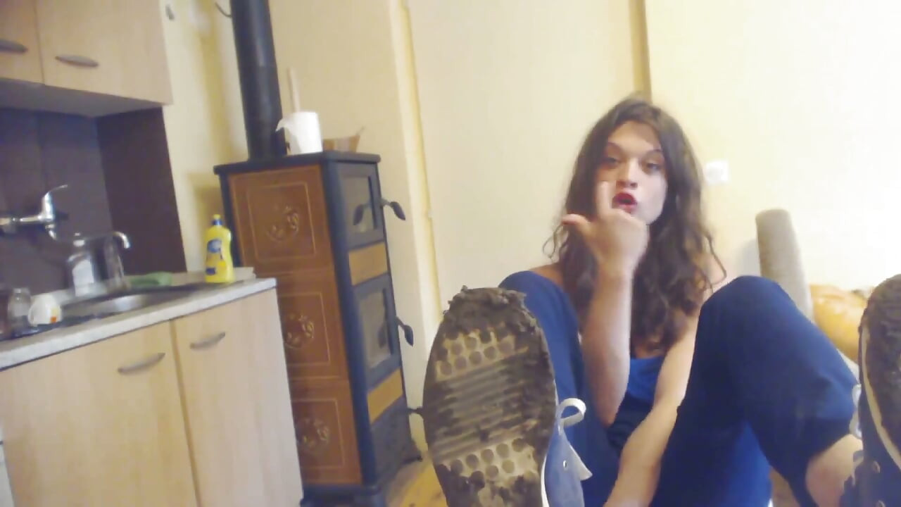 Teen goddess wants you to clean her dirty sneakers