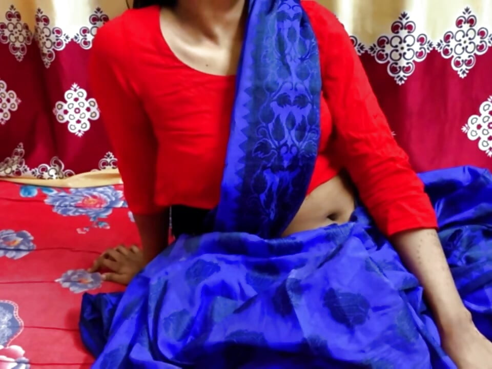 Fucking hard sexy women tight pussy and hard sex when her husband not at home