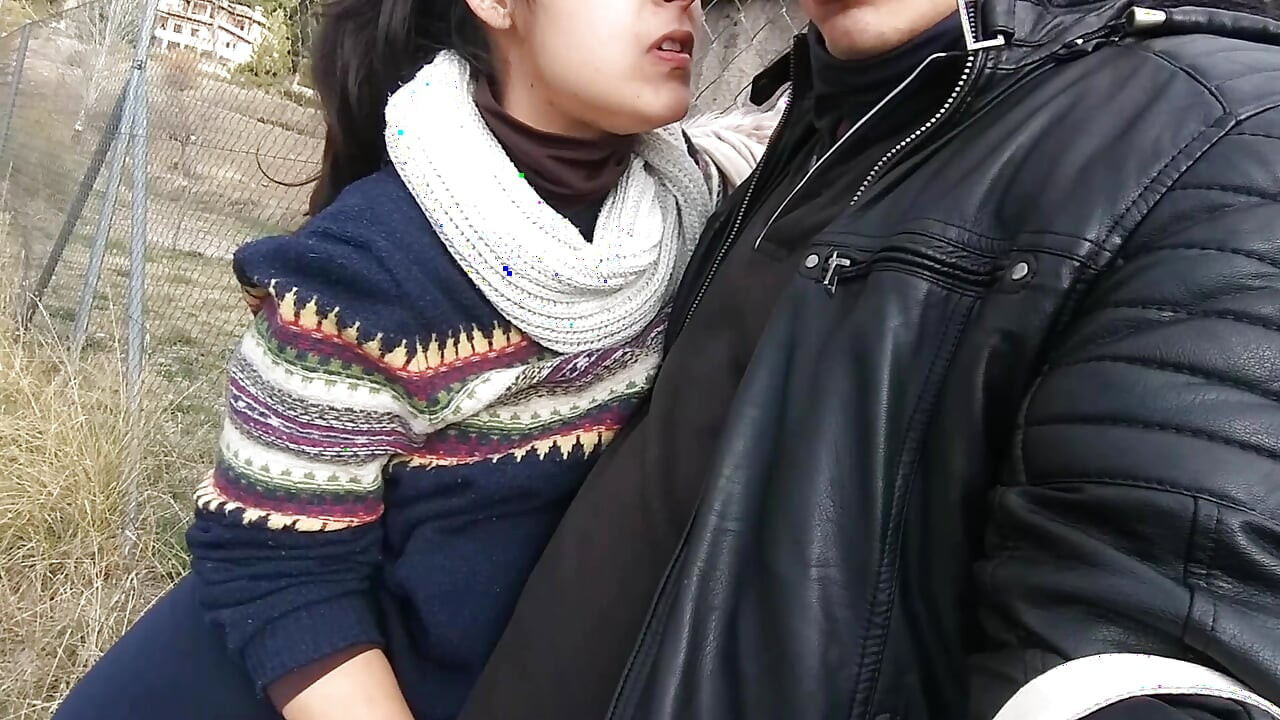 POV BLOWJOB IN THE STREET AND FUCK BIG ASS GIRL