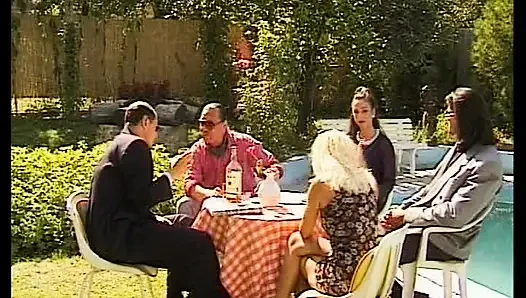 Alman Kapılarının Arkasında Özenle Siktir Edilir - Tam Film