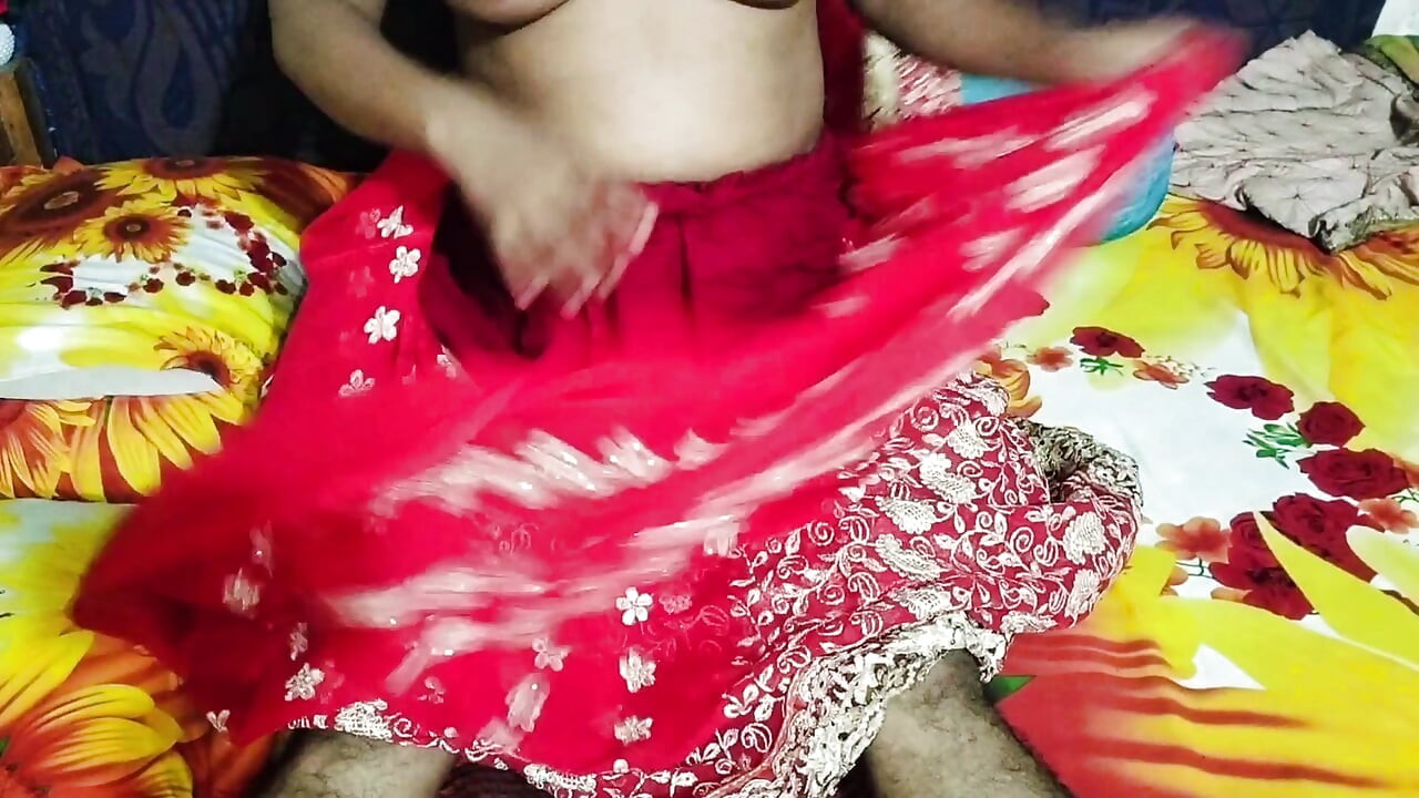 desi vhabi hard fucking and Dirty talking with her boyfriend.