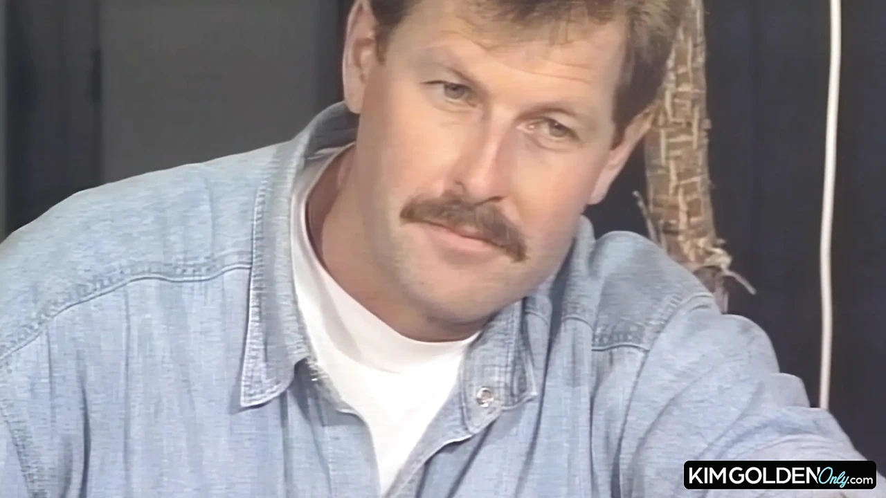 Wilde Orgie mit geilen Strumpf-Frauen