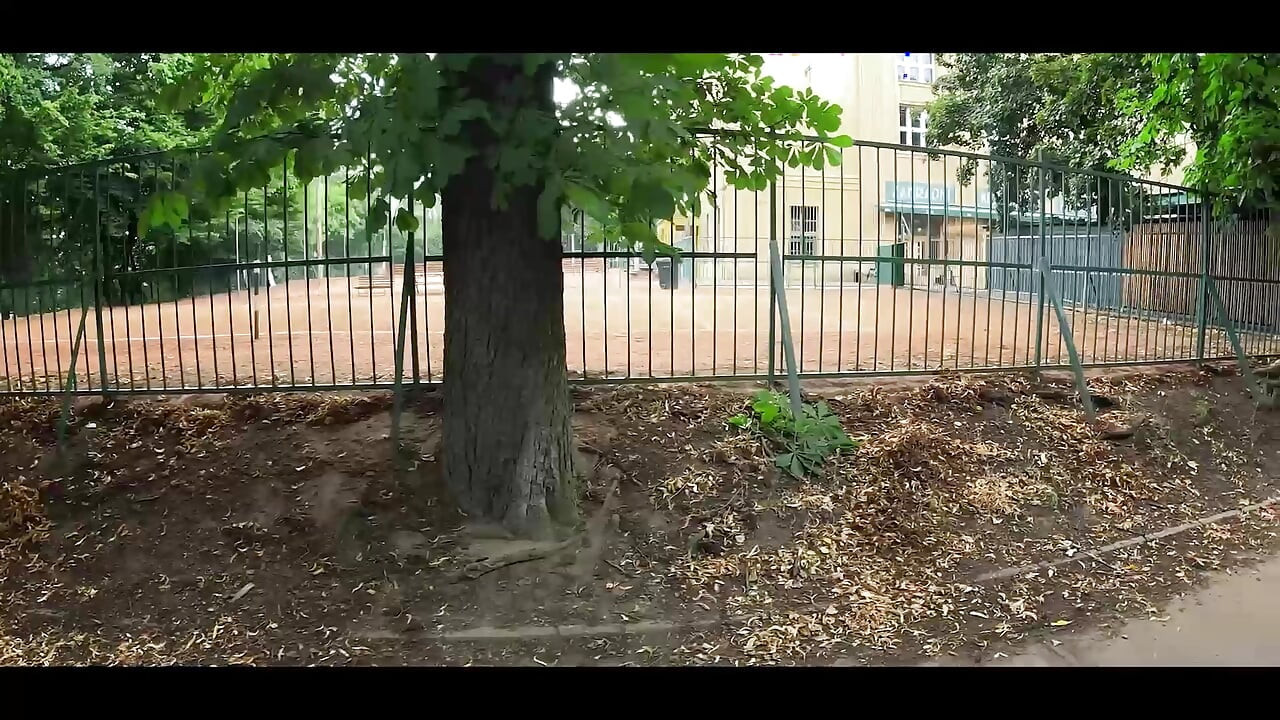 VIP4K. Gledajte lezbejke kako prvi put probaju kurac. Najbolja lezbejska kompilacija.
