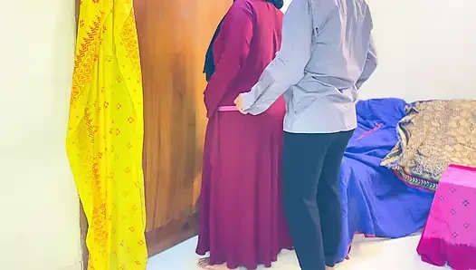 Hintli büyük götlü teyze dükkanda terzi tarafından sikiliyor bölüm 2