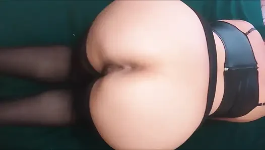 Büyük götlü komşum