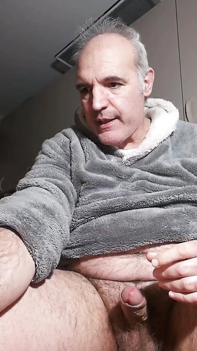 February 10 Online Evening Show with Cumshot in Your Face!