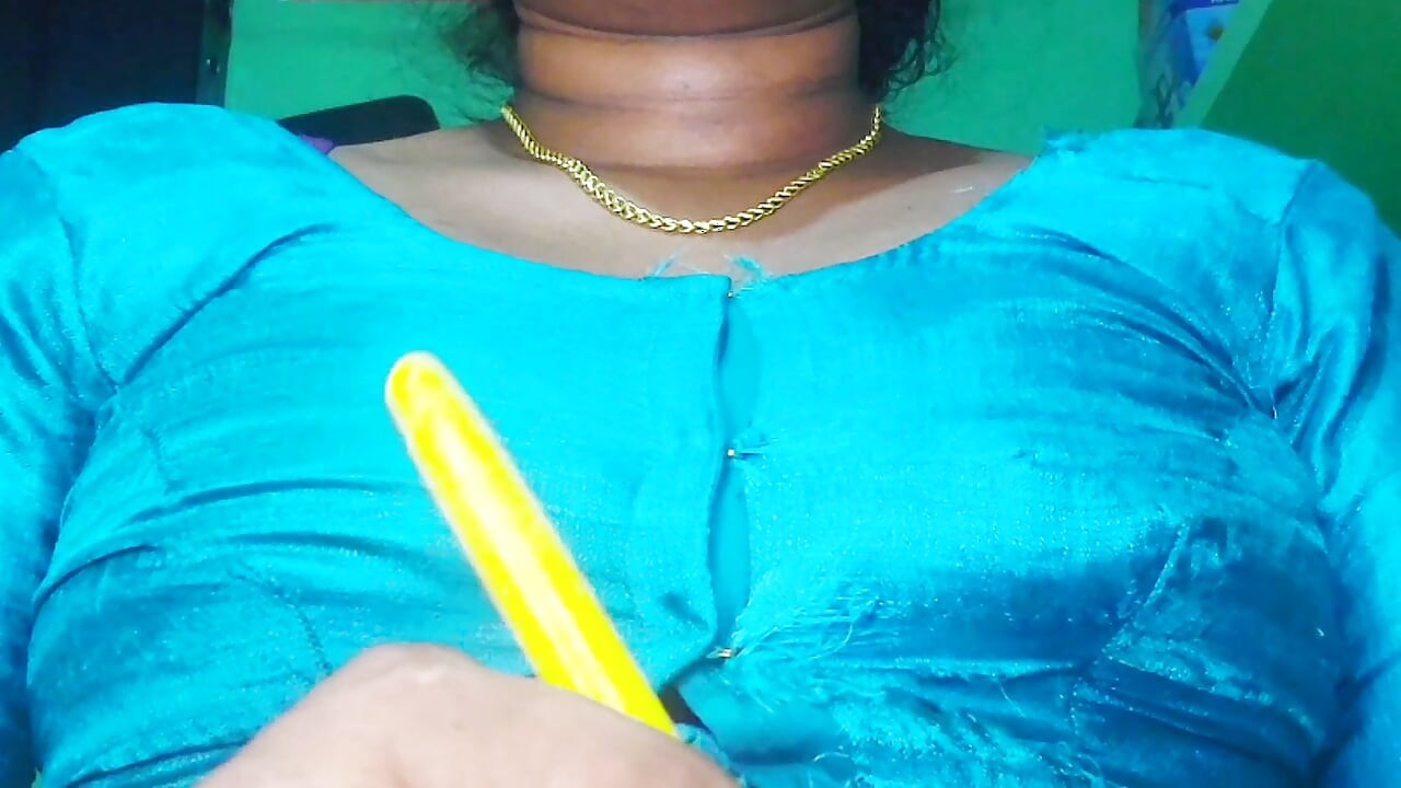 Sandra Hot Bhabhi Adegan Payudara No. 1