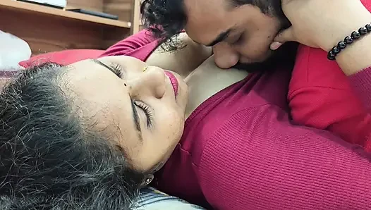 Mallu hot girl in modern dress seduce her boy friend and hot romance wit...